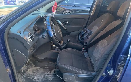 Renault Logan II, 2014 год, 385 000 рублей, 4 фотография