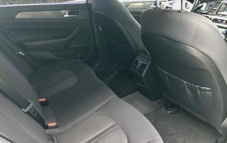 Hyundai Sonata VII, 2019 год, 2 000 000 рублей, 21 фотография
