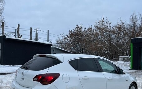 Opel Astra J, 2012 год, 590 000 рублей, 3 фотография
