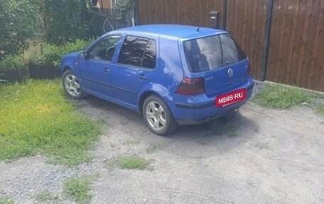Volkswagen Golf IV, 2000 год, 400 000 рублей, 2 фотография
