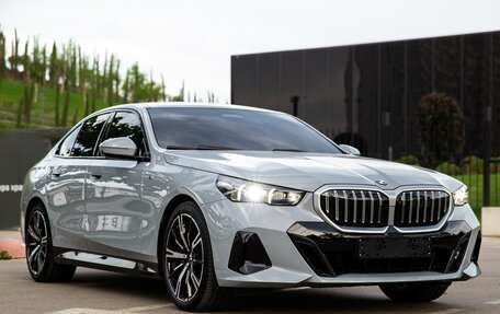 BMW 5 серия, 2024 год, 7 850 000 рублей, 1 фотография