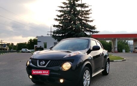 Nissan Juke II, 2014 год, 965 000 рублей, 1 фотография