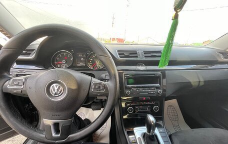 Volkswagen Passat B7, 2011 год, 1 230 000 рублей, 12 фотография