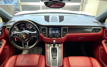 Porsche Macan I рестайлинг, 2014 год, 2 990 000 рублей, 22 фотография