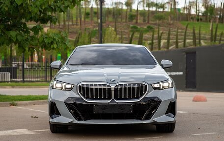 BMW 5 серия, 2024 год, 7 850 000 рублей, 2 фотография