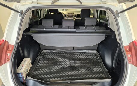 Toyota RAV4, 2015 год, 2 090 000 рублей, 25 фотография