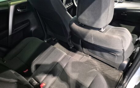 Toyota RAV4, 2015 год, 2 090 000 рублей, 24 фотография