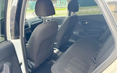 Volkswagen Polo VI (EU Market), 2018 год, 930 000 рублей, 17 фотография