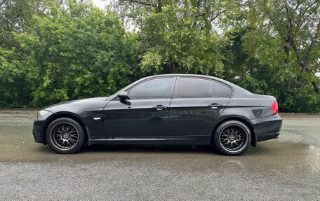BMW 3 серия, 2005 год, 1 050 000 рублей, 2 фотография