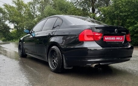 BMW 3 серия, 2005 год, 1 050 000 рублей, 3 фотография