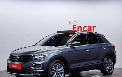 Volkswagen T-Roc I, 2022 год, 1 700 777 рублей, 1 фотография