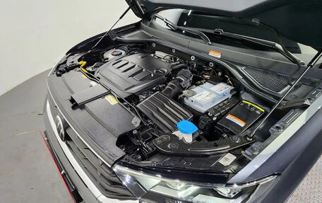 Volkswagen T-Roc I, 2022 год, 1 700 777 рублей, 17 фотография