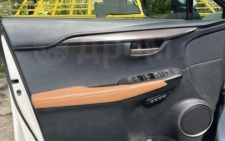 Lexus NX I, 2017 год, 3 110 000 рублей, 7 фотография