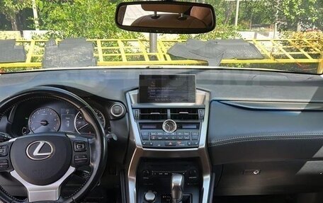 Lexus NX I, 2017 год, 3 110 000 рублей, 6 фотография