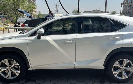 Lexus NX I, 2017 год, 3 110 000 рублей, 5 фотография