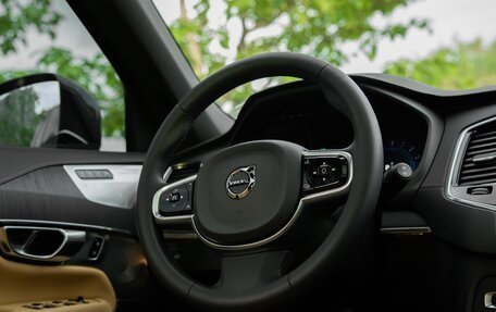 Volvo XC90 II рестайлинг, 2023 год, 7 350 000 рублей, 24 фотография
