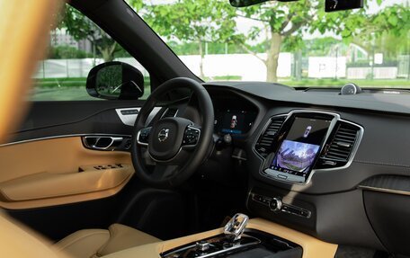Volvo XC90 II рестайлинг, 2023 год, 7 350 000 рублей, 40 фотография