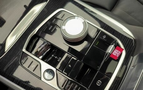 BMW X7, 2024 год, 18 231 000 рублей, 12 фотография