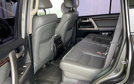 Toyota Land Cruiser 200, 2008 год, 3 300 000 рублей, 7 фотография