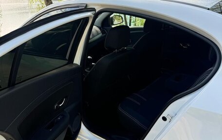 Renault Fluence I, 2015 год, 900 000 рублей, 11 фотография