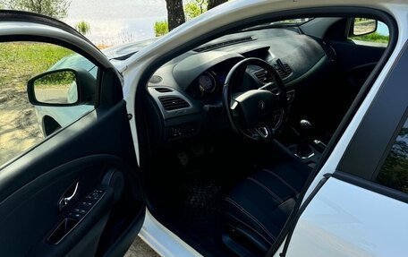Renault Fluence I, 2015 год, 900 000 рублей, 10 фотография