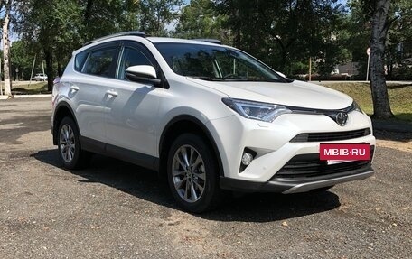Toyota RAV4, 2019 год, 3 600 000 рублей, 5 фотография
