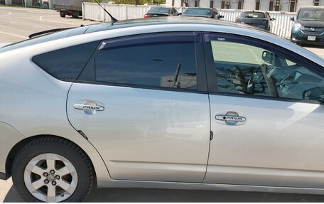 Toyota Prius, 2009 год, 800 000 рублей, 2 фотография