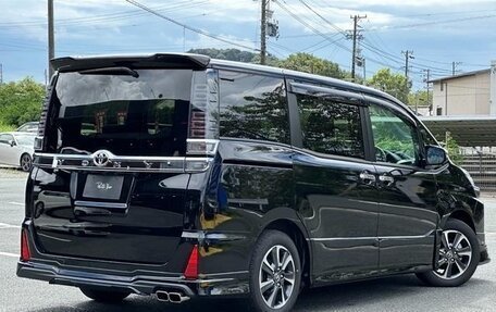 Toyota Voxy, 2022 год, 2 920 001 рублей, 5 фотография