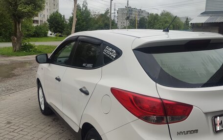 Hyundai ix35 I рестайлинг, 2012 год, 1 180 000 рублей, 2 фотография