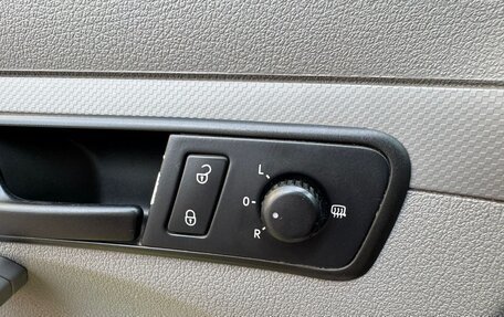 Volkswagen Caddy III рестайлинг, 2007 год, 970 000 рублей, 22 фотография
