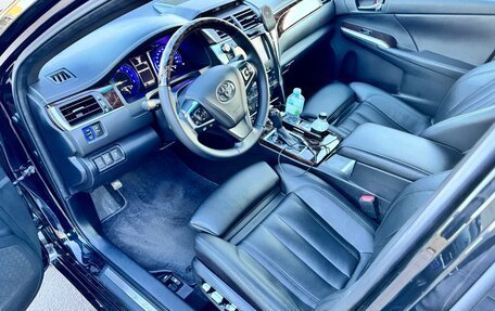 Toyota Camry, 2017 год, 2 900 000 рублей, 15 фотография