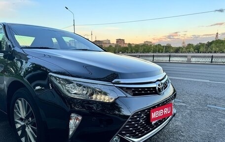 Toyota Camry, 2017 год, 2 900 000 рублей, 10 фотография