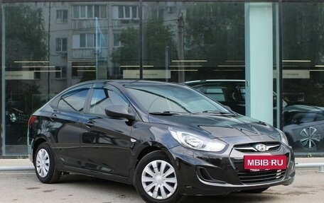 Hyundai Solaris II рестайлинг, 2014 год, 1 000 000 рублей, 3 фотография