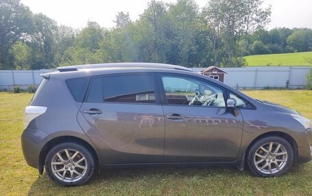 Toyota Verso I, 2013 год, 1 299 000 рублей, 1 фотография