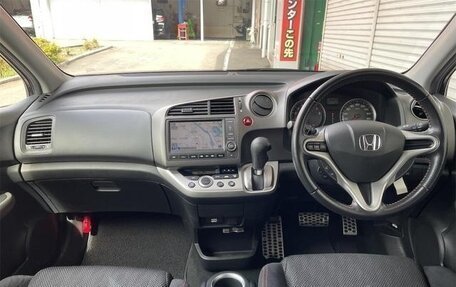 Honda Stream II, 2014 год, 1 000 001 рублей, 13 фотография