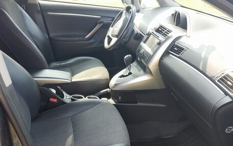 Toyota Verso I, 2013 год, 1 299 000 рублей, 9 фотография