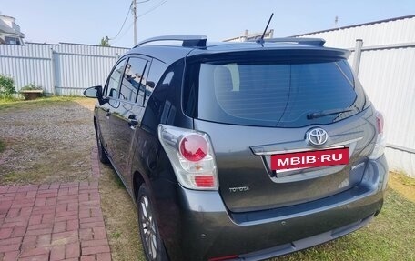 Toyota Verso I, 2013 год, 1 299 000 рублей, 17 фотография