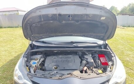 Toyota Verso I, 2013 год, 1 299 000 рублей, 14 фотография