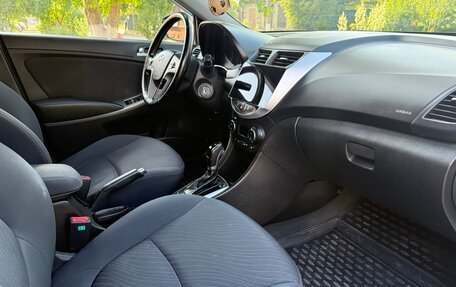 Hyundai Solaris II рестайлинг, 2014 год, 1 150 000 рублей, 8 фотография