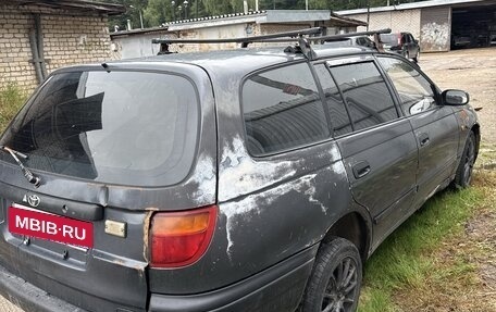 Toyota Caldina, 2002 год, 150 000 рублей, 3 фотография