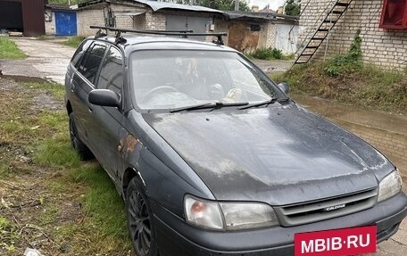 Toyota Caldina, 2002 год, 150 000 рублей, 2 фотография