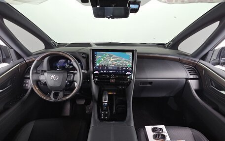 Toyota Alphard, 2024 год, 12 100 000 рублей, 5 фотография