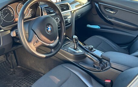 BMW 3 серия, 2018 год, 2 400 000 рублей, 10 фотография
