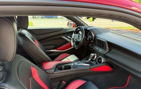 Chevrolet Camaro VI, 2019 год, 2 000 000 рублей, 16 фотография