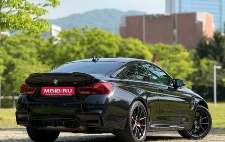 BMW M4, 2019 год, 5 300 000 рублей, 3 фотография