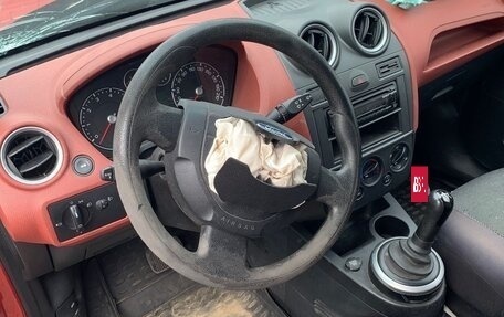 Ford Fiesta, 2007 год, 150 000 рублей, 6 фотография