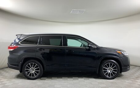 Toyota Highlander III, 2019 год, 3 150 000 рублей, 4 фотография
