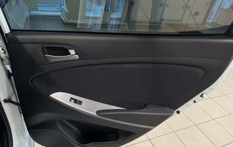 Hyundai Solaris II рестайлинг, 2014 год, 990 000 рублей, 17 фотография