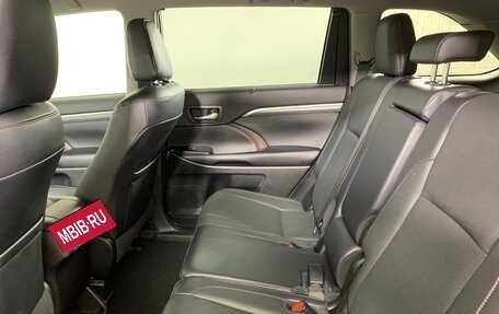 Toyota Highlander III, 2019 год, 3 150 000 рублей, 18 фотография