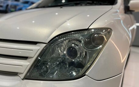 Toyota Ist II, 2003 год, 660 000 рублей, 9 фотография